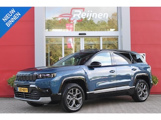 Jeep Compass 1.2 145PK e-Hybrid FIRST EDITION | PANORAMADAK: TWEEDELIG PANORAMISCH SCHUIF-/KANTELDAK | PREMIUM PACK: FOCAL PREMIUM AUDIO/STOELMASSAGE VÓÓR/STOELVENTILATIE VÓÓR/ELEKTRISCH VERSTELBARE VOORSTOELEN MET GEHEUGENFUNCTIE/GLANZEND ZWART GESPOTEN BUMPERS | CONVENIENCE PACK: 360° CAMERA /PARKEERSENSOREN VÓÓR, ACHTER & ZIJDELINGS/BLIND SPOT MONITORING/PEDAALVERWARMINGSPREVENTIE | PACIFIC BLUE | LED MATRIX KOPLAMPEN | 18" LICHTMETALEN VELGEN | VERLICHTE 7-SLEUFS GRILL | PRIVACY GLASS | STOEL/STUUR VERWARMING | VERWARMBARE VOORRUITRAND |SFEERVERLICHTING | ELEKTRISCH BEDIENBARE ACHTERKLEP | DRAADLOZE TELEFOONLADER | NAVIGATIE | DRAADLOZE APPLE CARPLAY/ANDROID AUTO | ADAPTIVE CRUISE CONTROL | KEYLESS ENTRY/START |
