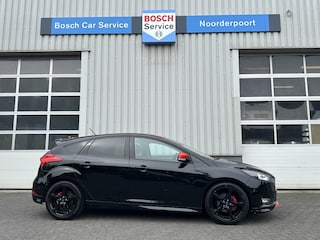 Ford Focus 1.0 Titanium Edition (Nieuwe distributieriem!)
