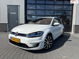 Volkswagen Golf VOL optie's SOH 90,3% stoelverwarming