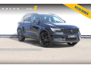 Volvo XC40 2.0 B3 Plus Black Edition Google Infotainment / Adaptieve cruise control / Elektrisch bedienbare voorstoelen met geheugen op de bestuurdersstoel / Stoelverwarming