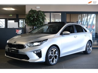 Kia Ceed 1.4 T-GDi AUT Pano Trek Navi Leder Cam Pdc Cruise