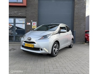 Toyota Aygo 1.0 VVT-i x-play