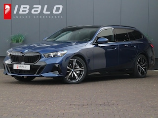 BMW 5-serie Touring 550e xDrive | Pano | Trekhaak | B&W Audio |