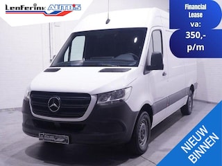 Mercedes-Benz Sprinter 317 CDI 170 pk L2H2 Camera, Apple Carplay Cruise Control, Airco, Opstap achter, 3-Zits