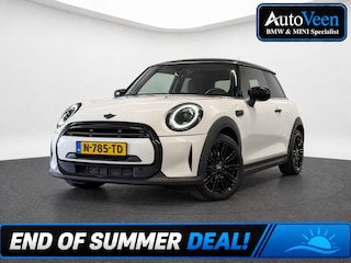 Mini Cooper 3-Deurs 1.5 Business Edition (LED, STOELVERWARMING, NAVI, 17 INCH)