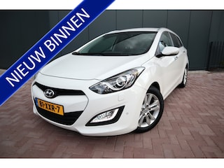 Hyundai i30 Wagon 1.6 GDI i-Catcher Leder Navigatie Camera Xenon Trekhaak