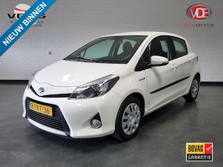Toyota Yaris 1.5 Full Hybrid Aspiration / Electronic Climate Control