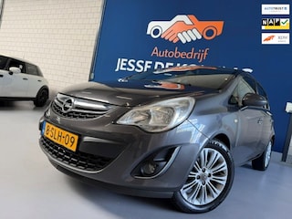 Opel Corsa 1.4-16V Cosmo / bj.2012 / 5 deurs / navigatie / half leder/ climate / pdc / airco /NAP met 143180 km./ APK tot 05/2027/