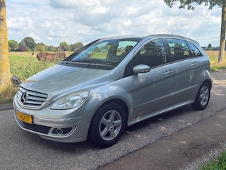 Mercedes-Benz B-klasse 170 AUT APK 10-2026 Airco Nette staat