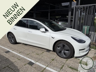 Tesla Model 3 Long Range RWD 75 kWh | Nieuwstaat | Pano |
