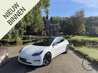 Tesla Model 3 Long Range RWD 75 kWh | Nieuwstaat | Pano |