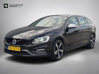 Volvo V60 1.5 T3 Nordic+ R-Design (NL-auto, Goed OndH, Navi, StoelV, Trekhaak, Cruise Con, Climate Con, Etc)