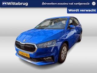 Skoda Fabia 1.0 TSI Ambition / ZEER ZUINIG/ CRUISE/ PARKEER SENSOREN/ AIRCO/ RADIO