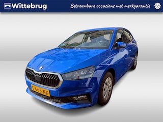 Skoda Fabia 1.0 TSI Ambition / ZEER ZUINIG/ CRUISE/ PARKEER SENSOREN/ AIRCO/ RADIO