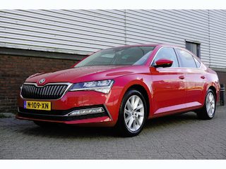 Skoda Superb 1.4 TSI iV Business Edition Plus/TREKHAAK/CAMERA!