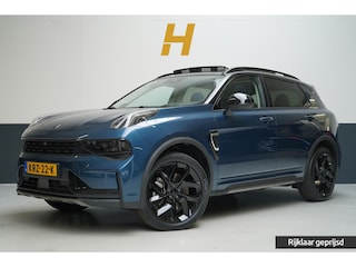 Lynk & Co 01 1.5 | Zwart optiek | 360 camera | Panoramadak | Navigatie | Memory | Apple CarPlay