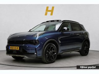 Lynk & Co 01 1.5 | Zwart optiek | 360 camera | Panoramadak | Navigatie | Memory | Apple CarPlay