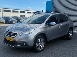 Peugeot 2008 1.2 PureTech Style
