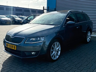 Skoda Octavia Combi 1.0 TSI Greentech Style Business