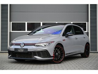 Volkswagen Golf 2.0 TSI CLUBSPORT 300 PK 45 JAHRE / PANO / AKRAPOVIC / HEAD UP / IQ LIGHTS / HARMAN KARDON / FULL OPTIONS