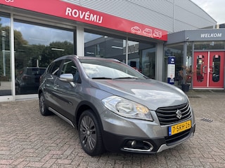 Suzuki S-Cross SX4 1.6 Exclusive Trekhaak, Camera, Cruise, Clima, Stoelverwarming.