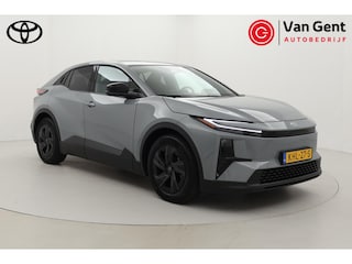 Toyota C-HR First Edition 77 kWh | Warmtepomp | Dodehoek detectie | Matrix LED | Stoel-/stuurverwarming | Parkeersensoren voor/achter | Camera | Apple Carplay / Android Auto | Keyless | Adaptive Cruise | Clima | 18 inch
