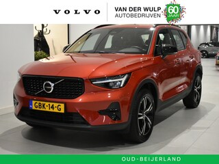 Volvo XC40 B4 197pk Plus Dark | Trekhaak | Verwarmde Voorruit | ACC