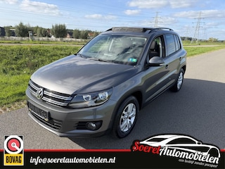 Volkswagen Tiguan 1.4 TSI Sport&Style panodak boekjes trekh