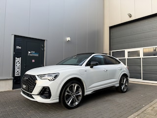Audi Q3 45 TFSI e 3x S-Line Pano | 360 | Keyless | Matrix | Dodehoek | ACC |  BTW Auto