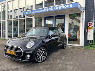 Mini Cooper 1.5 Cooper I Stoelverw. I Harman Kardon I Climate contr. I PDC