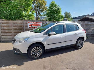 Peugeot 2008 1.2 PureTech Blue Lion