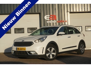 Kia Niro 1.6 GDi DynamicLine | CAMERA | TREKHAAK | WIT METALLIC |