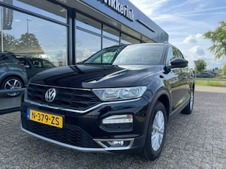 Volkswagen T-Roc 1.0 TSI STYLE BUSINESS APPLE/ANDROID/ADAPTIEF/TREKHAAK