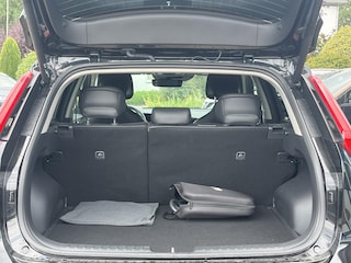 Kia Niro ExecutiveLine 64.8 kWh | 10 jaar garantie, Trekhaak, Elektr. stoelen, Stoelventilatie, Dealer onderhouden, 1e eigenaar, Warmtepomp, Adaptieve cruise.