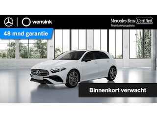 Mercedes-Benz A-klasse 180 Business Solution AMG | Panoramadak | Night | Keyless | Multibeam | Stoelverwarming |