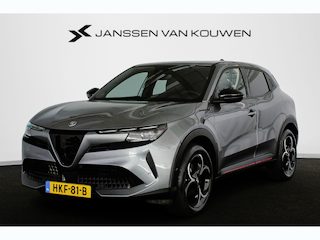 Alfa Romeo Junior 1.2 Turbo Hybrid Ibrida Speciale Pack Techno Stoelverwarming Camera