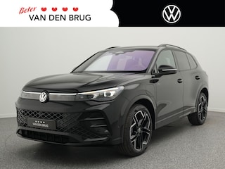 Volkswagen Tiguan 1.5 eHybrid R-Line Edition 204 pk DSG | LED Matrix | Trekhaak | Navigatie | Elektrische achterklep | Keyless | 360 Camera | dodehoek Detectie | Stoel- & Stuurverwarming |