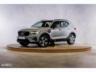 Volvo XC40 1.5 T4 Plug-in hybrid Plus Dark | Zwenkbare trekhaak | Adaptieve cruise | Harman Kardon | Memory |