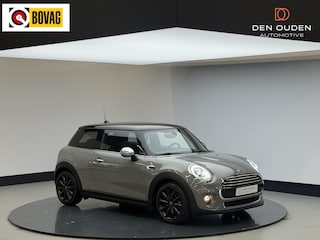 Mini Cooper 3-Deurs 1.5 Business | 17'' lm velgen |  Key less entry | Stoel verw | Clima