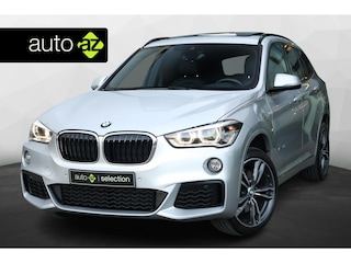 BMW X1 sDrive20i M Sport / Head-up / Pano