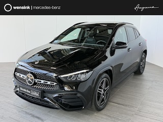 Mercedes-Benz GLA 180 AMG Line | Panoramaschuifdak | Night| Achteruitrijcamera | Dodehoekassistent |