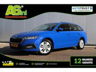 Skoda Octavia Combi 1.0 e-TSI Business Edition 110PK Automaat Navigatie Carplay Stoelverwarming Climate Cruise Elektrische Achterklep