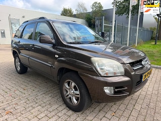 Kia Sportage 2.7 V6 M-bition 4WD 235.603 km rijd perfect, nette auto , meeneemprijsje
