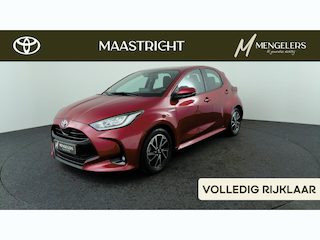 Toyota Yaris 1.5 Hybrid Dynamic Rijklaar | Led | carplay