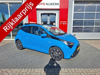 Toyota Aygo 1.0 VVT-i x-cite met elektrisch cabrio dak