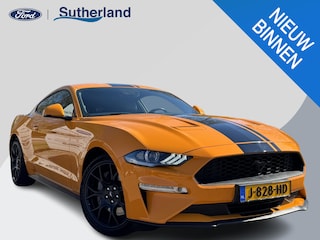 Ford Mustang Fastback 2.3 EcoBoost 289pk | Custom Pack Black | Lederen bekleding | Navigatie full map | Voorstoelen verwarmd en geventileerd | Audio installatie premium | Twister Orange