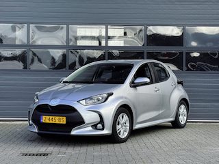 Toyota Yaris 1.5 HYBRID 115 ACTIVE I AUTOMAAT I APPLE CARPLAY I P-CAMERA I ADAPTIVE CRUISE CONTROL