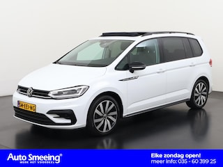 Volkswagen Touran 1.5 TSI R-Line Ext DSG | 7 Persoons | Panoramadak | Stuurverwarming | Zondag Open!