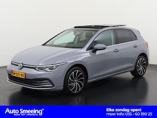 Volkswagen Golf 1.4 eHybrid Style | Schuifdak | Camera | Zondag Open!