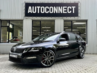 Skoda Octavia Combi 2.0 TSI RS. NAVI, AUTOMAAT, CRUISE, STOELVERWARMING.